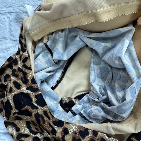 Newport News One Piece Swimsuit Size 14 Bandeau Leopard Sequin Halter - Picture 9 of 9